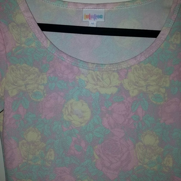 Floral M/S Nicole ROSES! - Picture 2 of 5